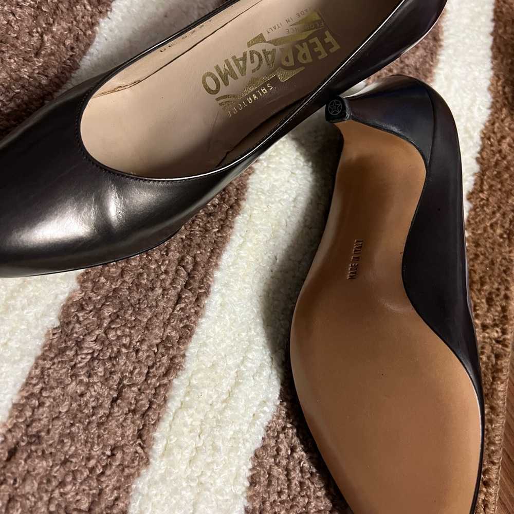 Salvatore Ferragamo Pumps